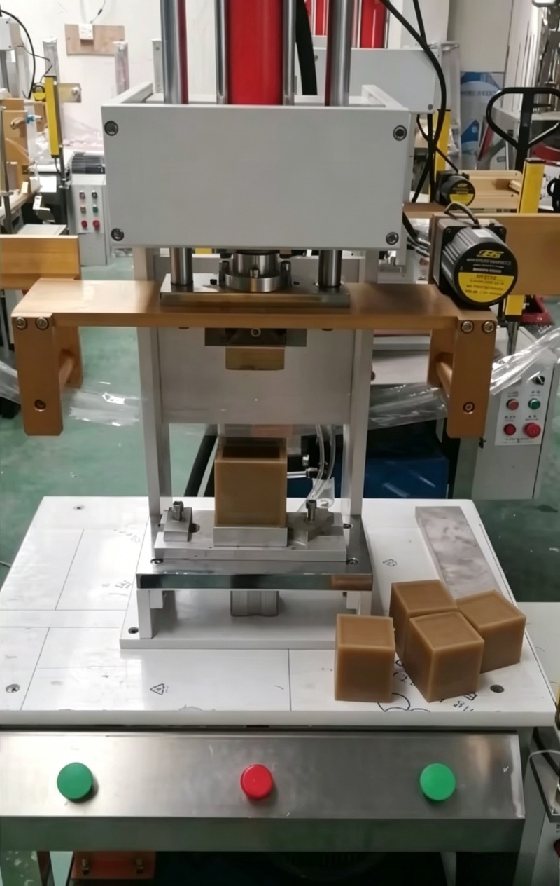 Linea di Produzione Sapone Per - Soap Making Machine recensione e prezzo